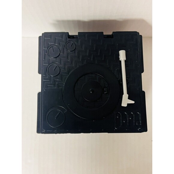 LOL Surprise Remix Hair Flip Dolls Stix Queen Rare Comes As Pictured - Picture 7 of 8